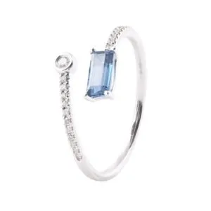 14k White Gold Diamond & Blue Topaz Ring