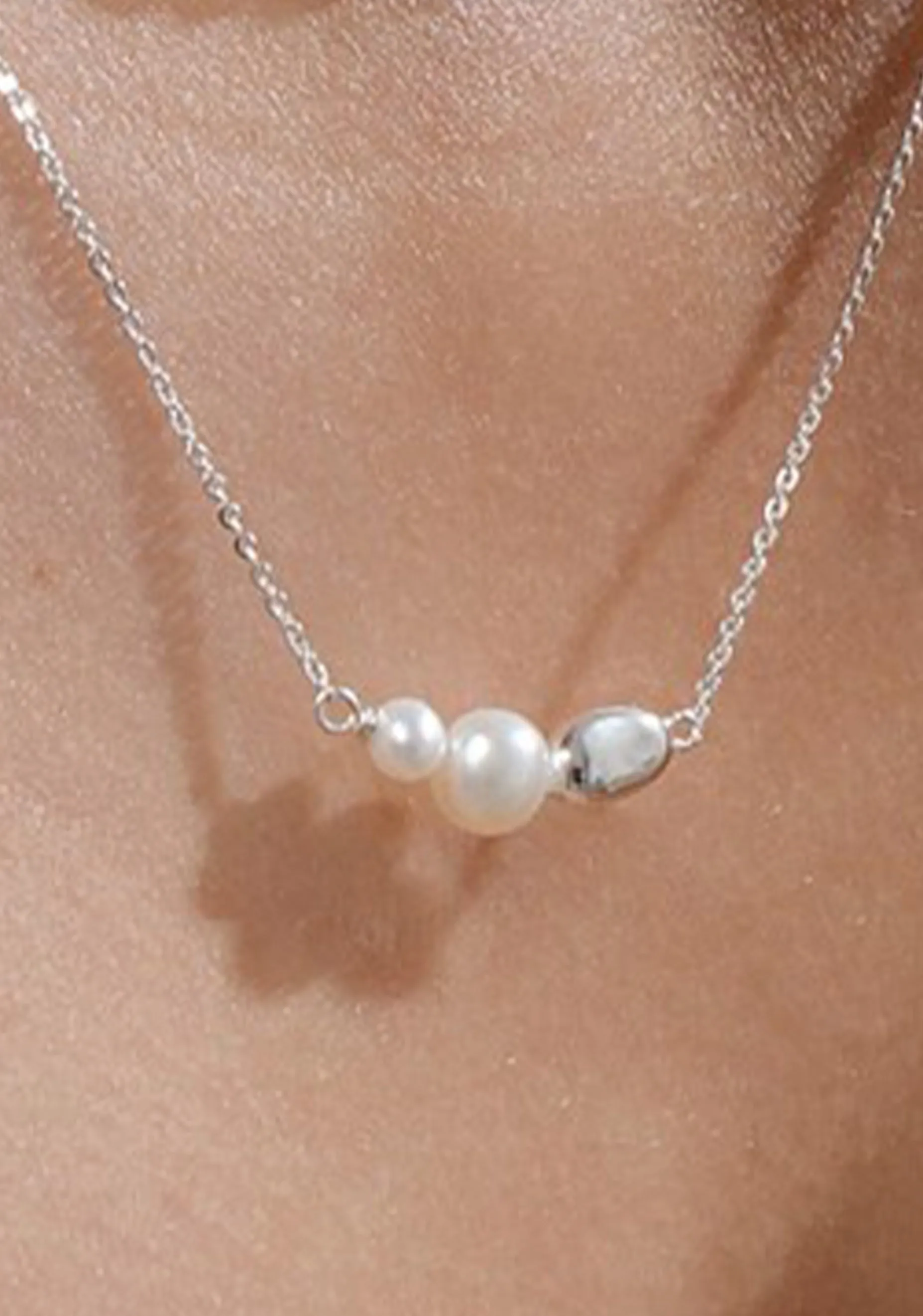 Brook Pearl Necklace_Silver