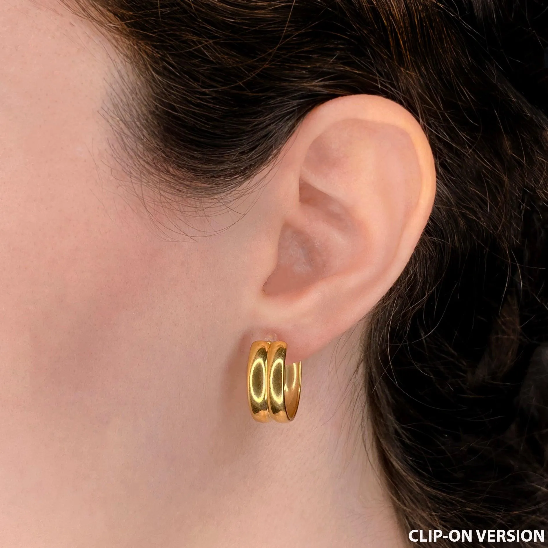 DOUBLE CHUNKY HOOP EARRINGS IN GOLD