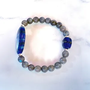 Lapis Lazuli gemstone Skull with Sterling Silver and Labradorite Bracelet