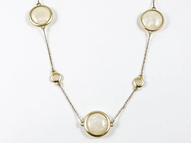 Nice Large Mother Of Pearl Round Disc Gold Tone Long Brass Necklace