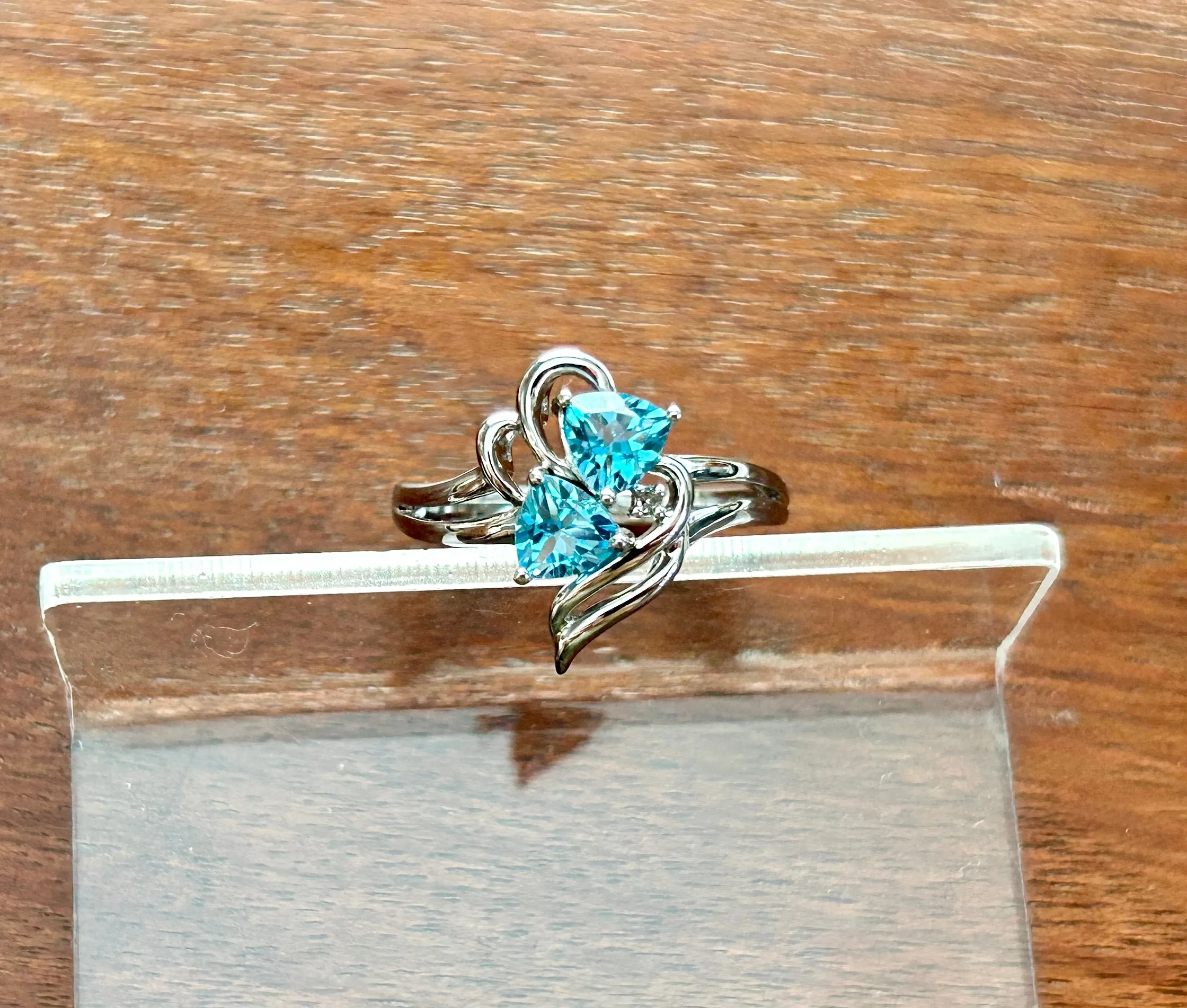 Sterling Silver 925 Treated Blue Heart Shaped Topaz Diamond Accent Ring Sz 6.75